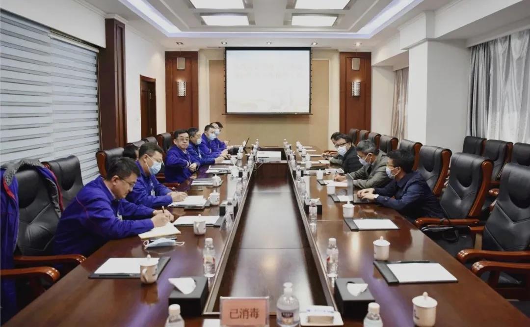 老哥俱乐部-老哥必备的交流社区