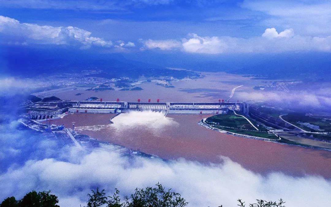老哥俱乐部-老哥必备的交流社区