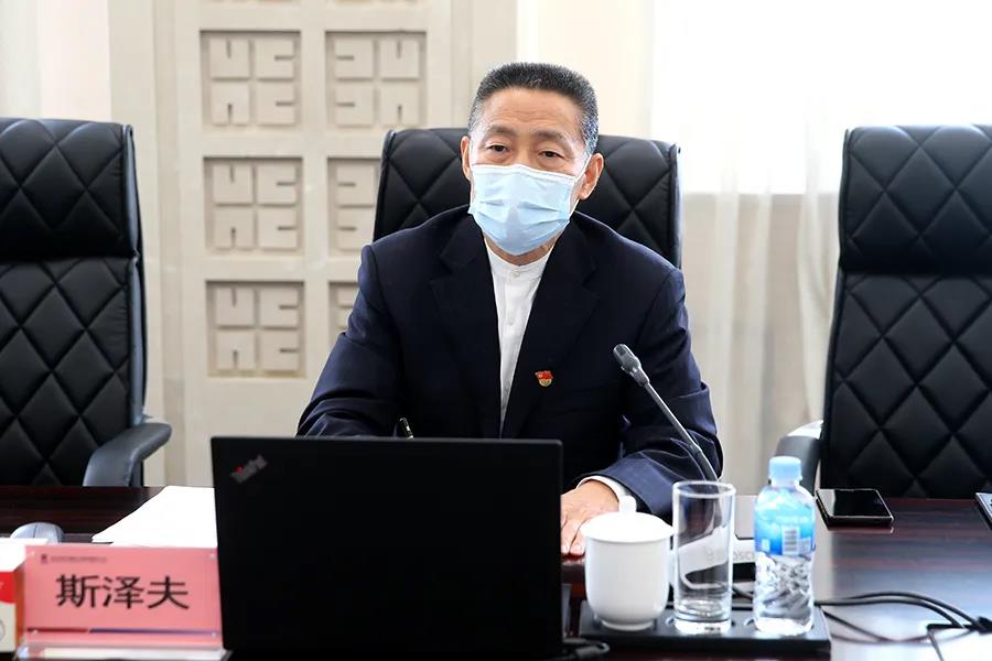 老哥俱乐部-老哥必备的交流社区