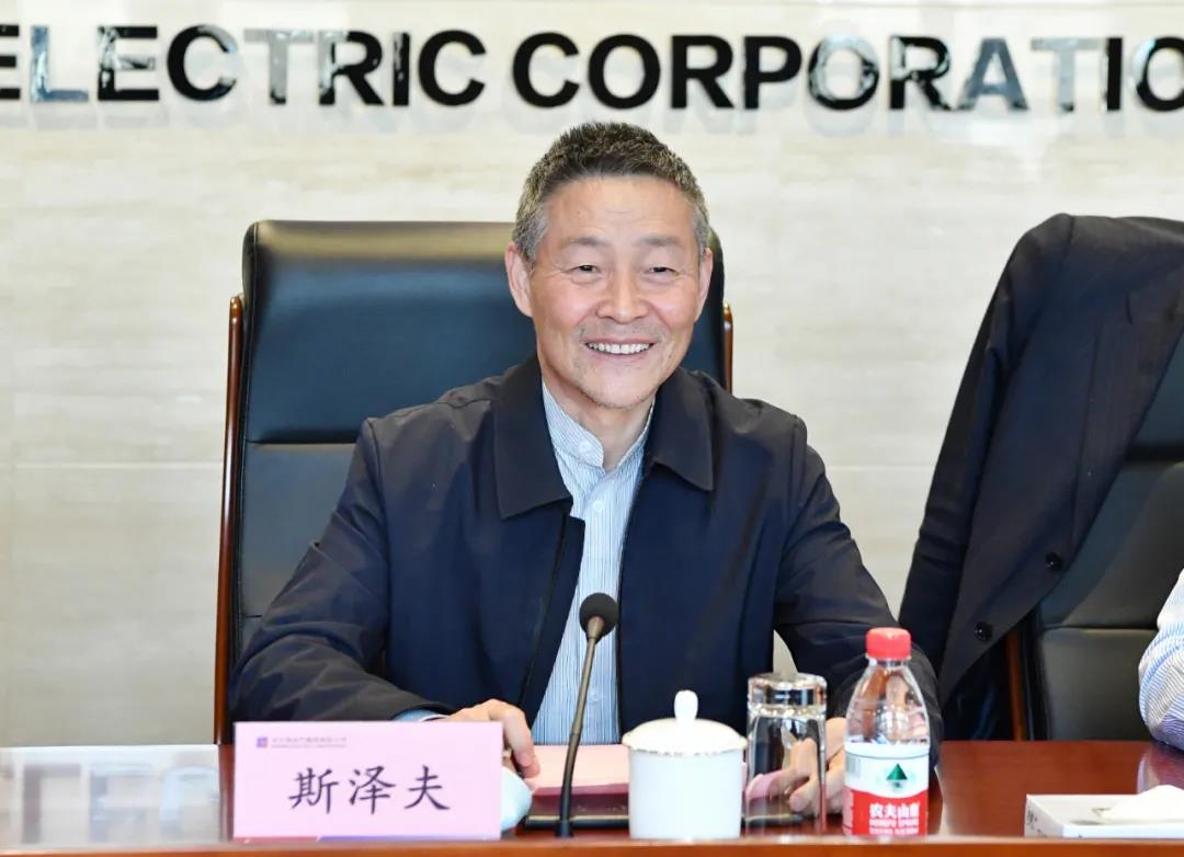 老哥俱乐部-老哥必备的交流社区