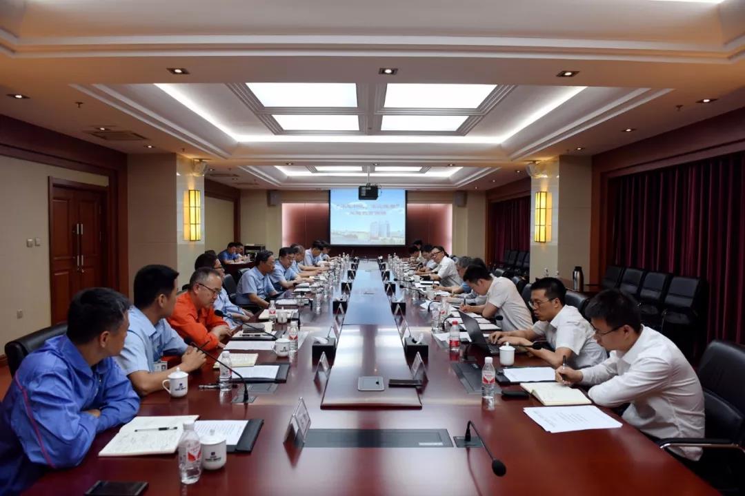 老哥俱乐部-老哥必备的交流社区