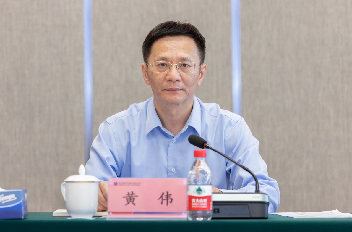 老哥俱乐部-老哥必备的交流社区