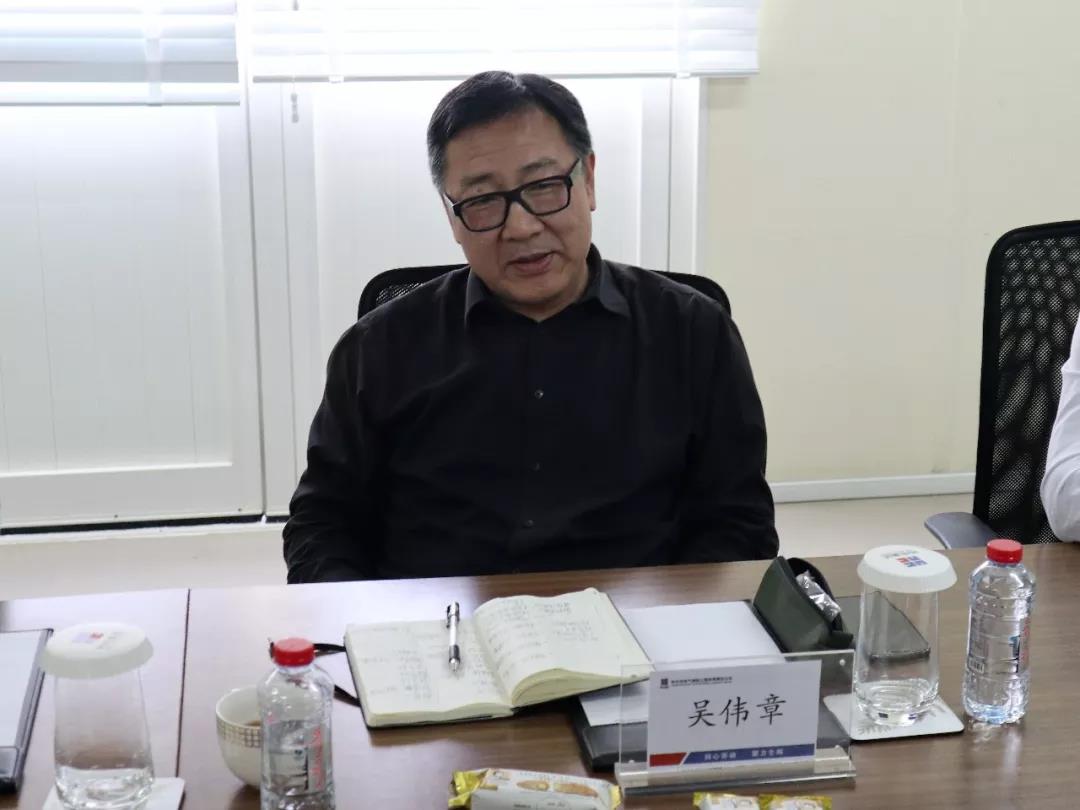 老哥俱乐部-老哥必备的交流社区