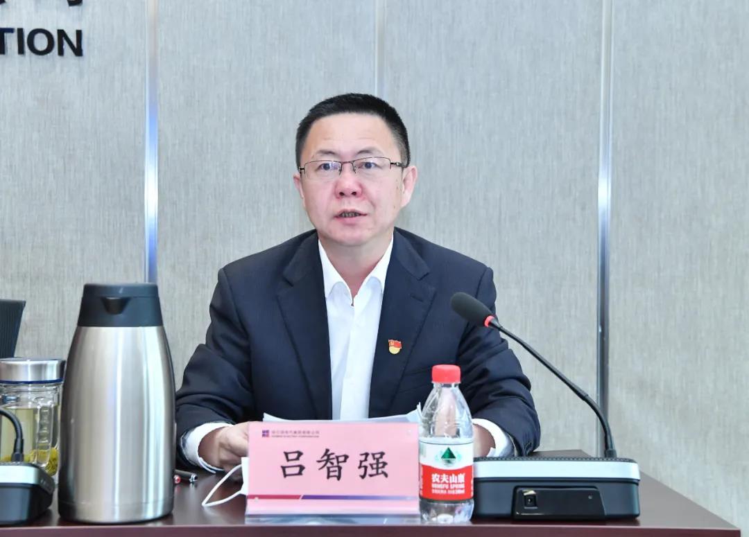 老哥俱乐部-老哥必备的交流社区