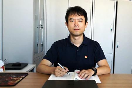 老哥俱乐部-老哥必备的交流社区