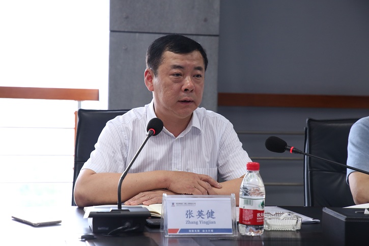 老哥俱乐部-老哥必备的交流社区
