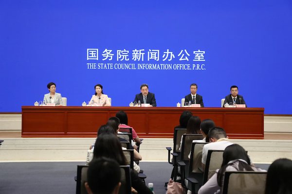 老哥俱乐部-老哥必备的交流社区