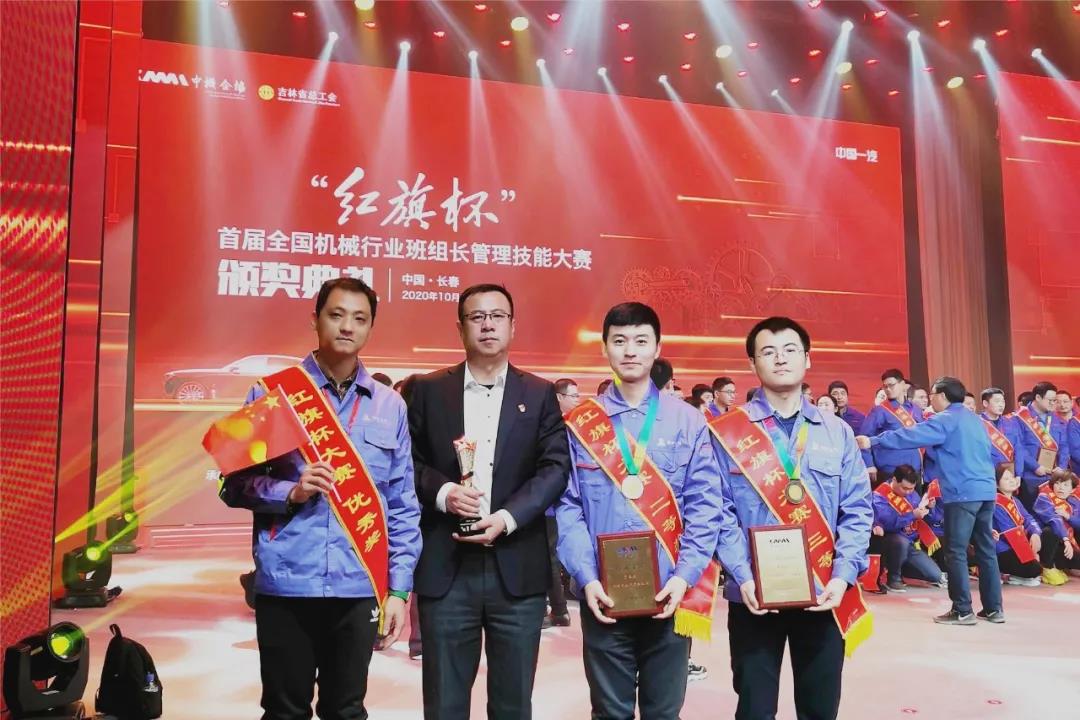 老哥俱乐部-老哥必备的交流社区