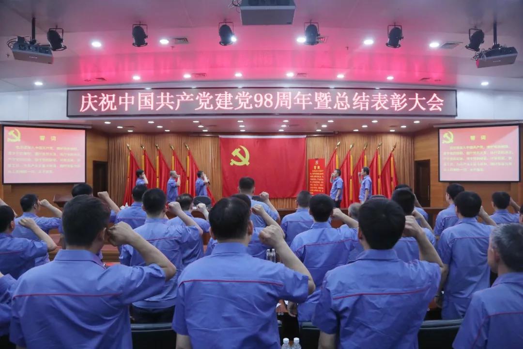 老哥俱乐部-老哥必备的交流社区