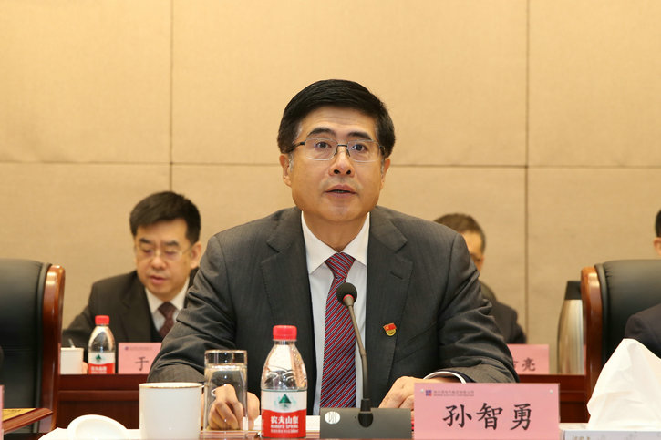 老哥俱乐部-老哥必备的交流社区