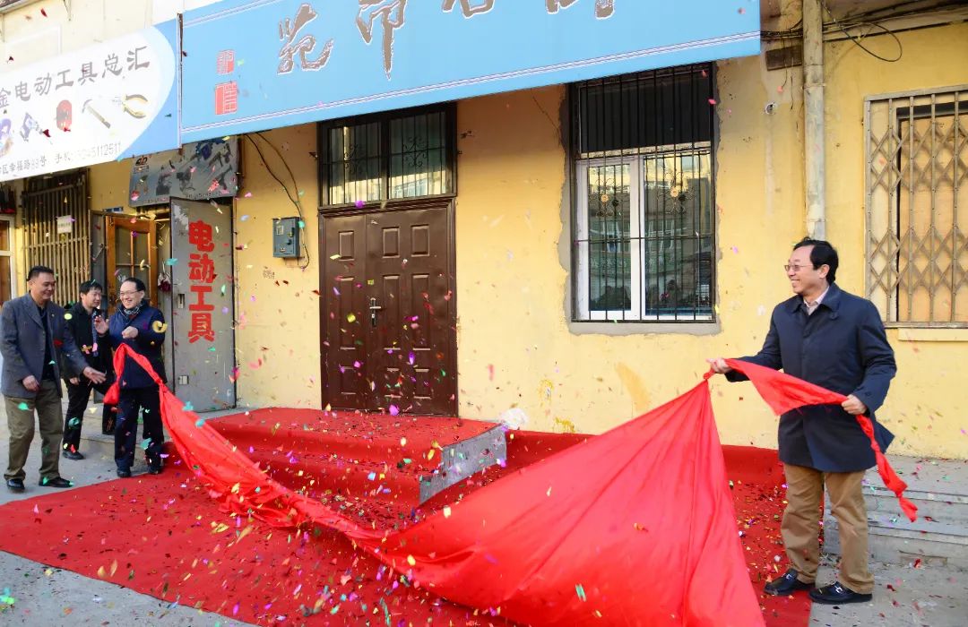 老哥俱乐部-老哥必备的交流社区