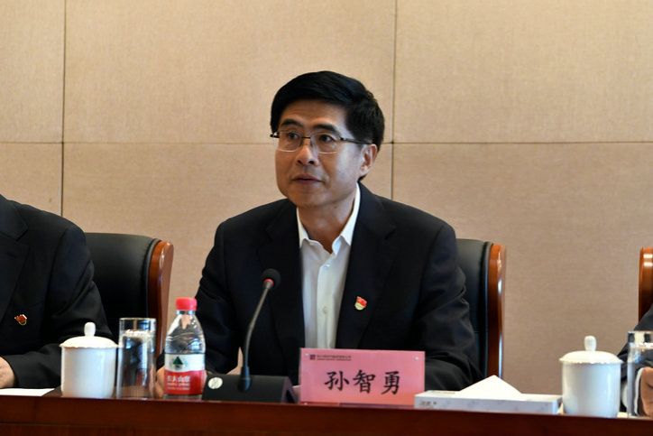 老哥俱乐部-老哥必备的交流社区