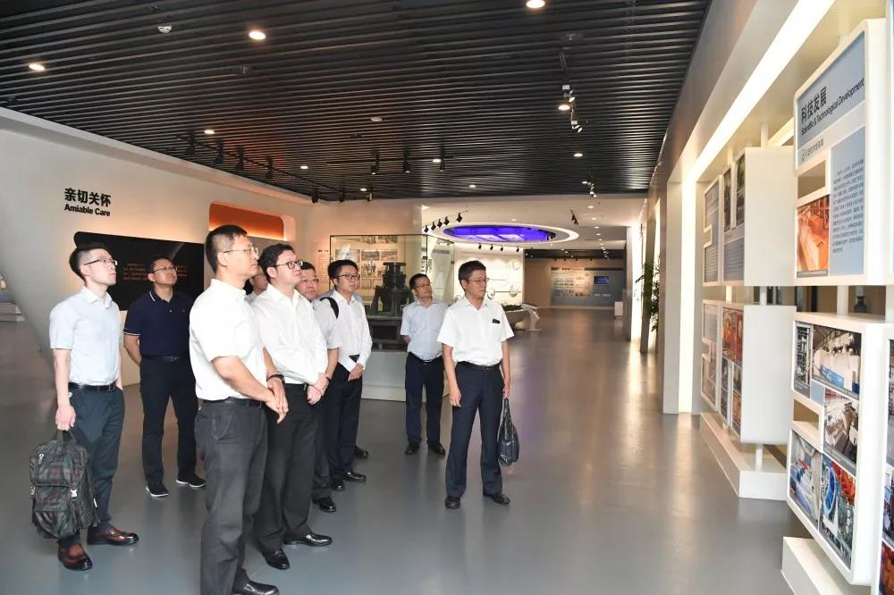 老哥俱乐部-老哥必备的交流社区