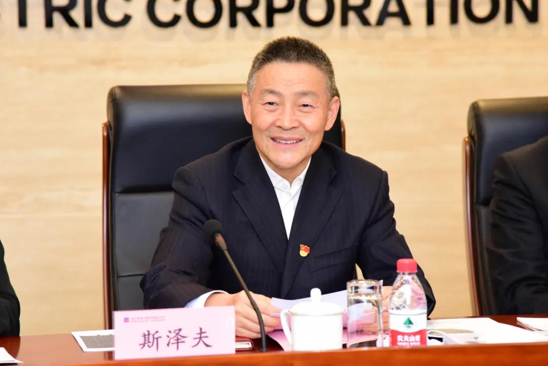 老哥俱乐部-老哥必备的交流社区
