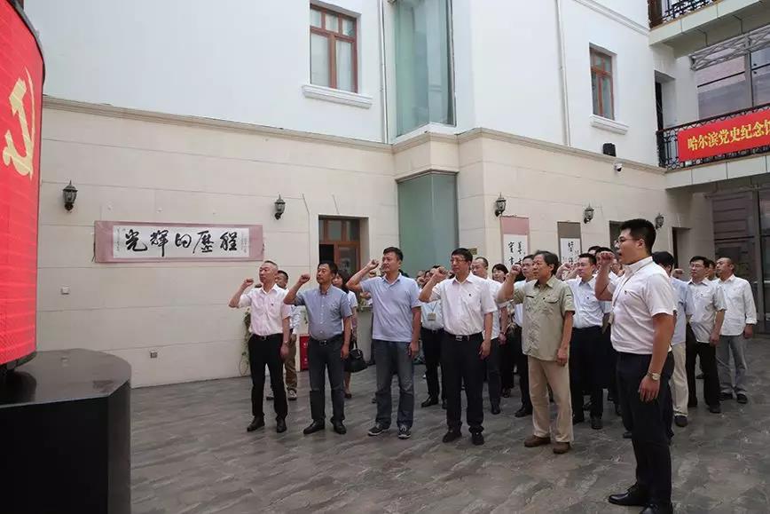 老哥俱乐部-老哥必备的交流社区