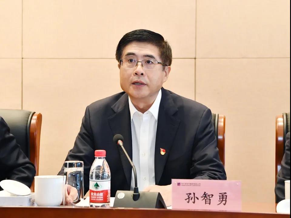老哥俱乐部-老哥必备的交流社区