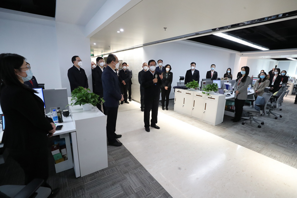 老哥俱乐部-老哥必备的交流社区