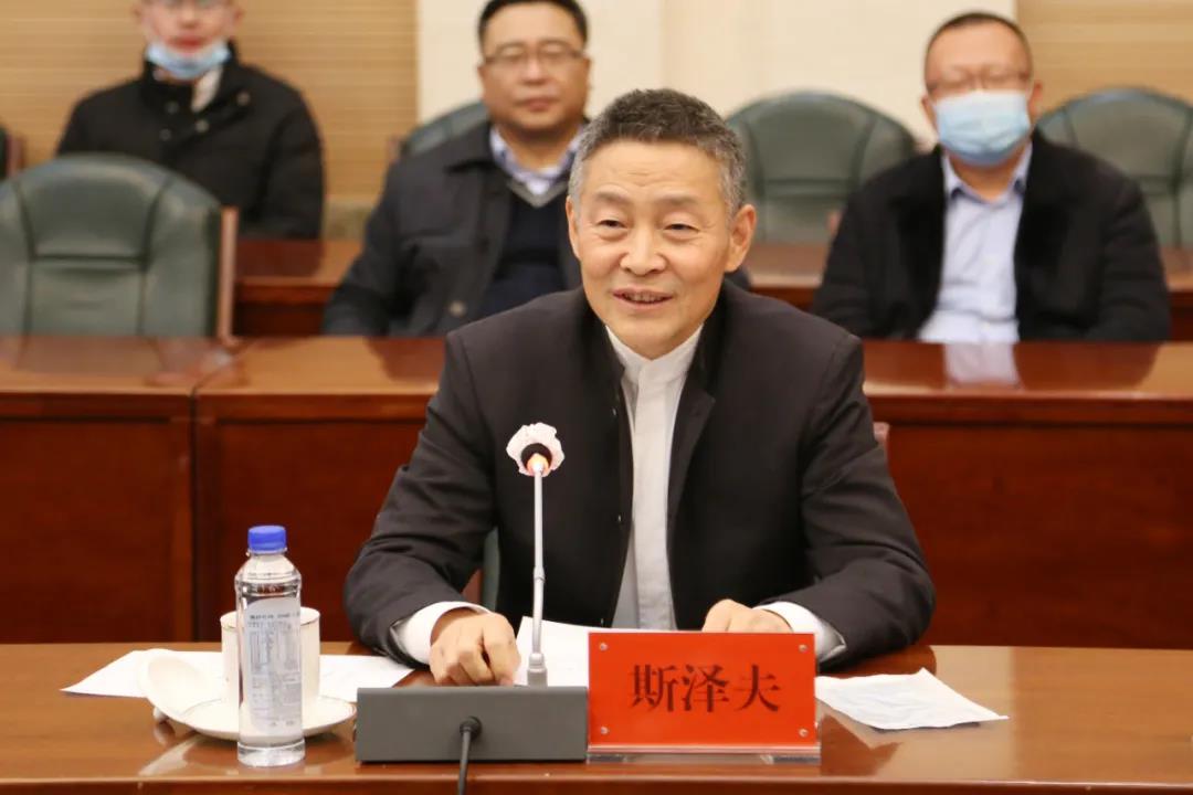 老哥俱乐部-老哥必备的交流社区