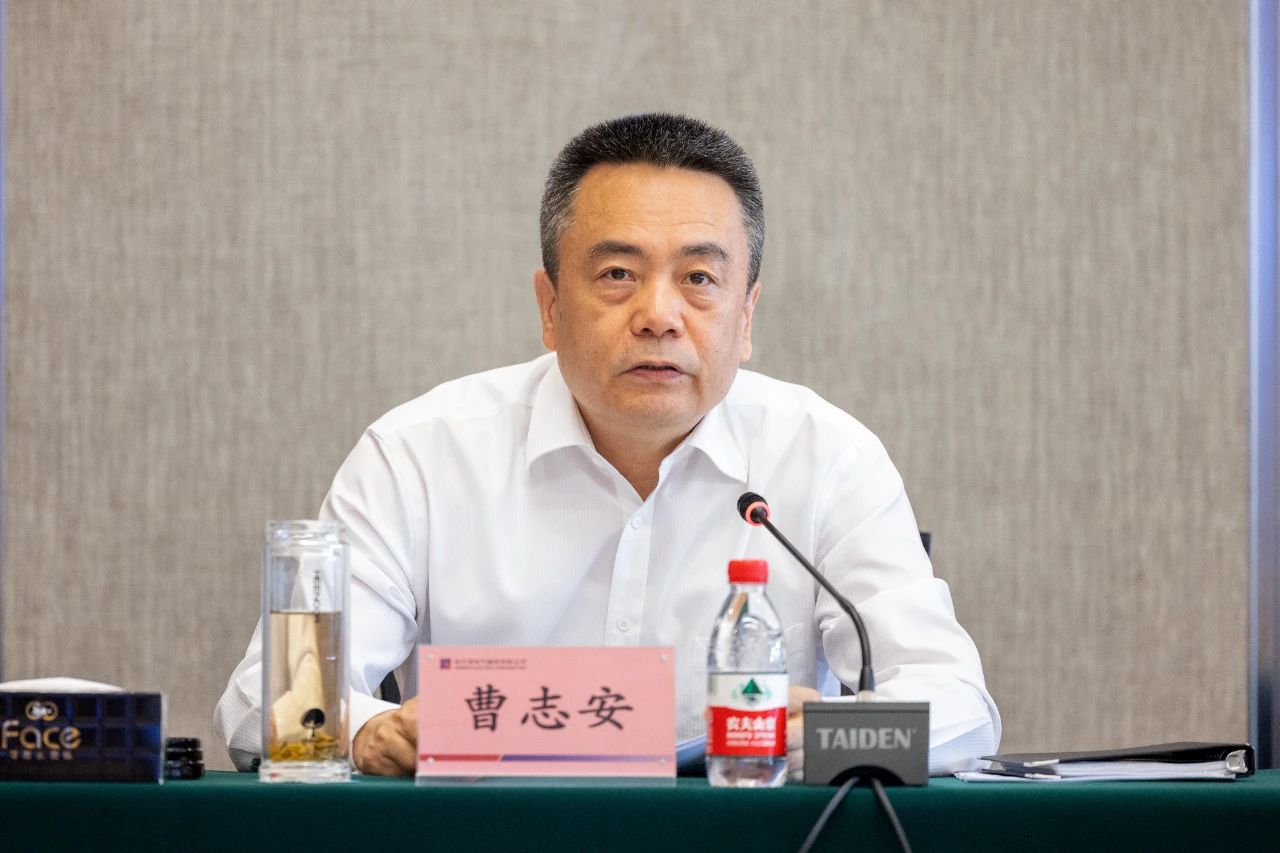 老哥俱乐部-老哥必备的交流社区