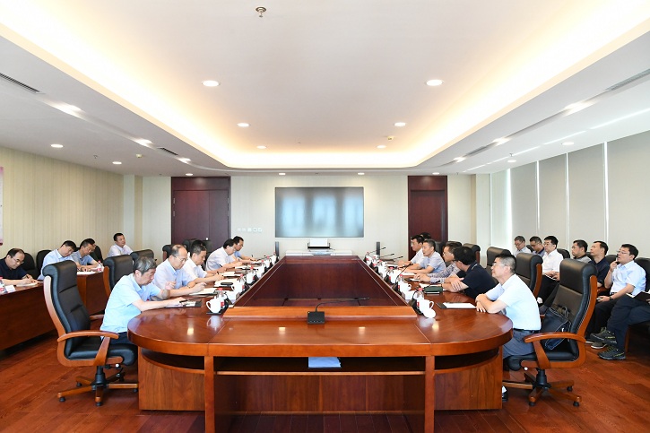 老哥俱乐部-老哥必备的交流社区