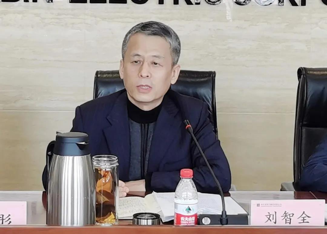 老哥俱乐部-老哥必备的交流社区