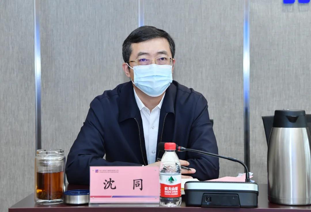 老哥俱乐部-老哥必备的交流社区
