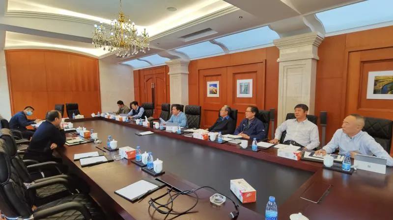 老哥俱乐部-老哥必备的交流社区