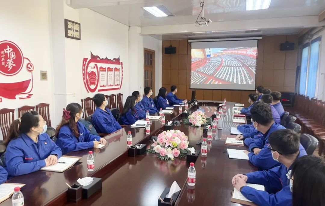 老哥俱乐部-老哥必备的交流社区