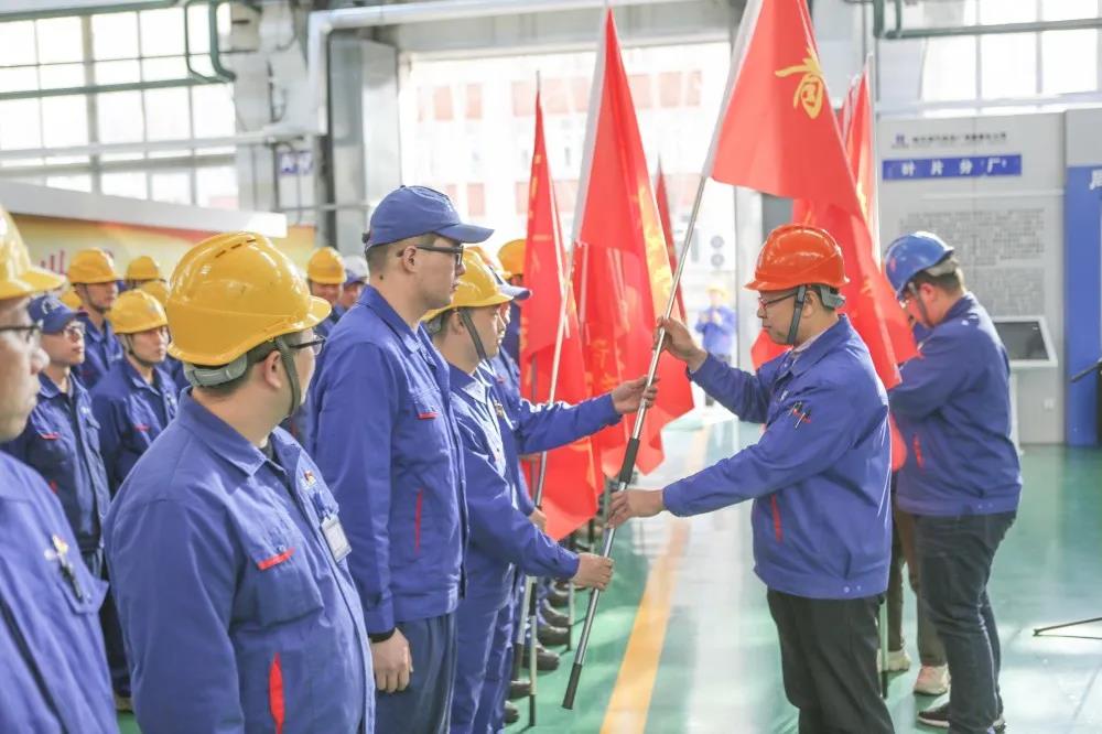 老哥俱乐部-老哥必备的交流社区