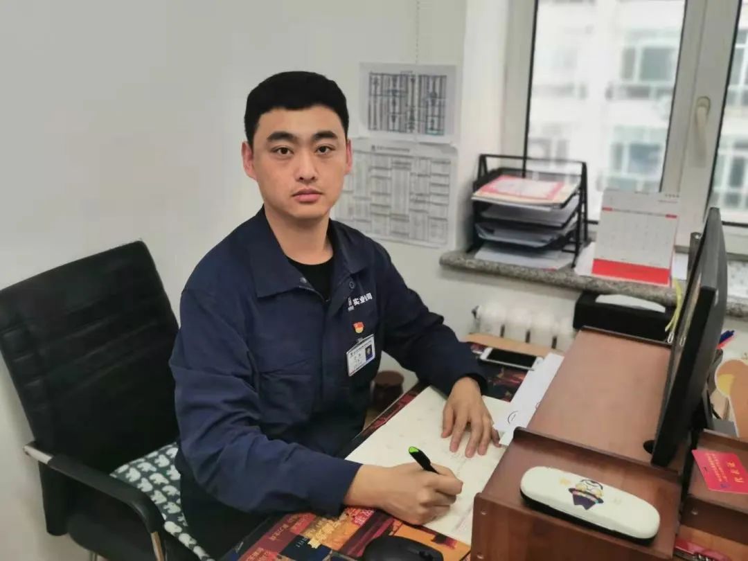 老哥俱乐部-老哥必备的交流社区