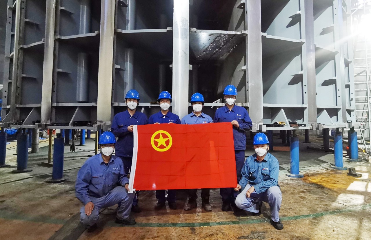 老哥俱乐部-老哥必备的交流社区