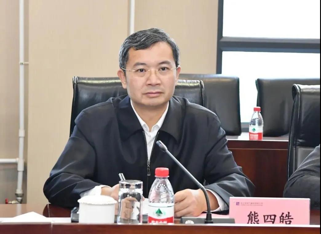 老哥俱乐部-老哥必备的交流社区