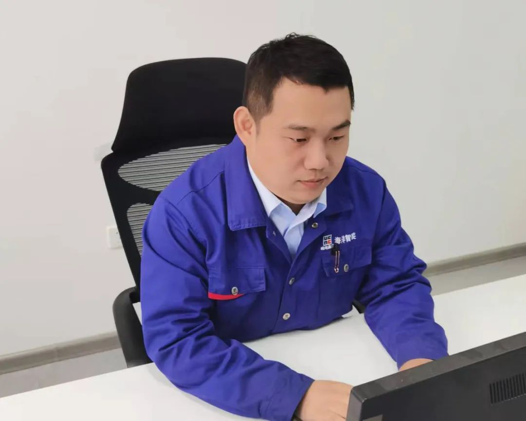 老哥俱乐部-老哥必备的交流社区