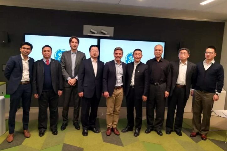 老哥俱乐部-老哥必备的交流社区